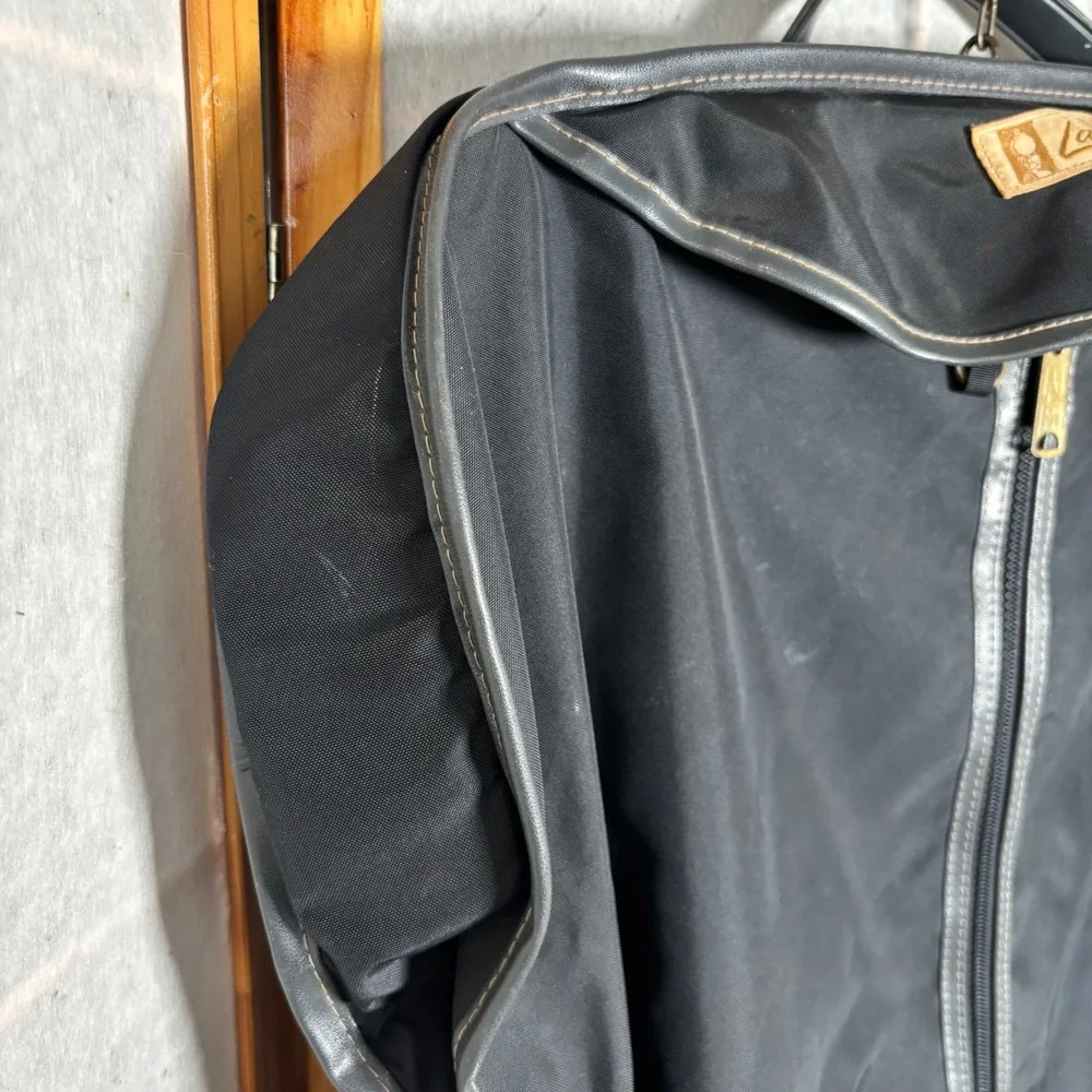 Lark Luggage Garment Bag Black Leather Trim‎ Zippered Travel Suit Carrier